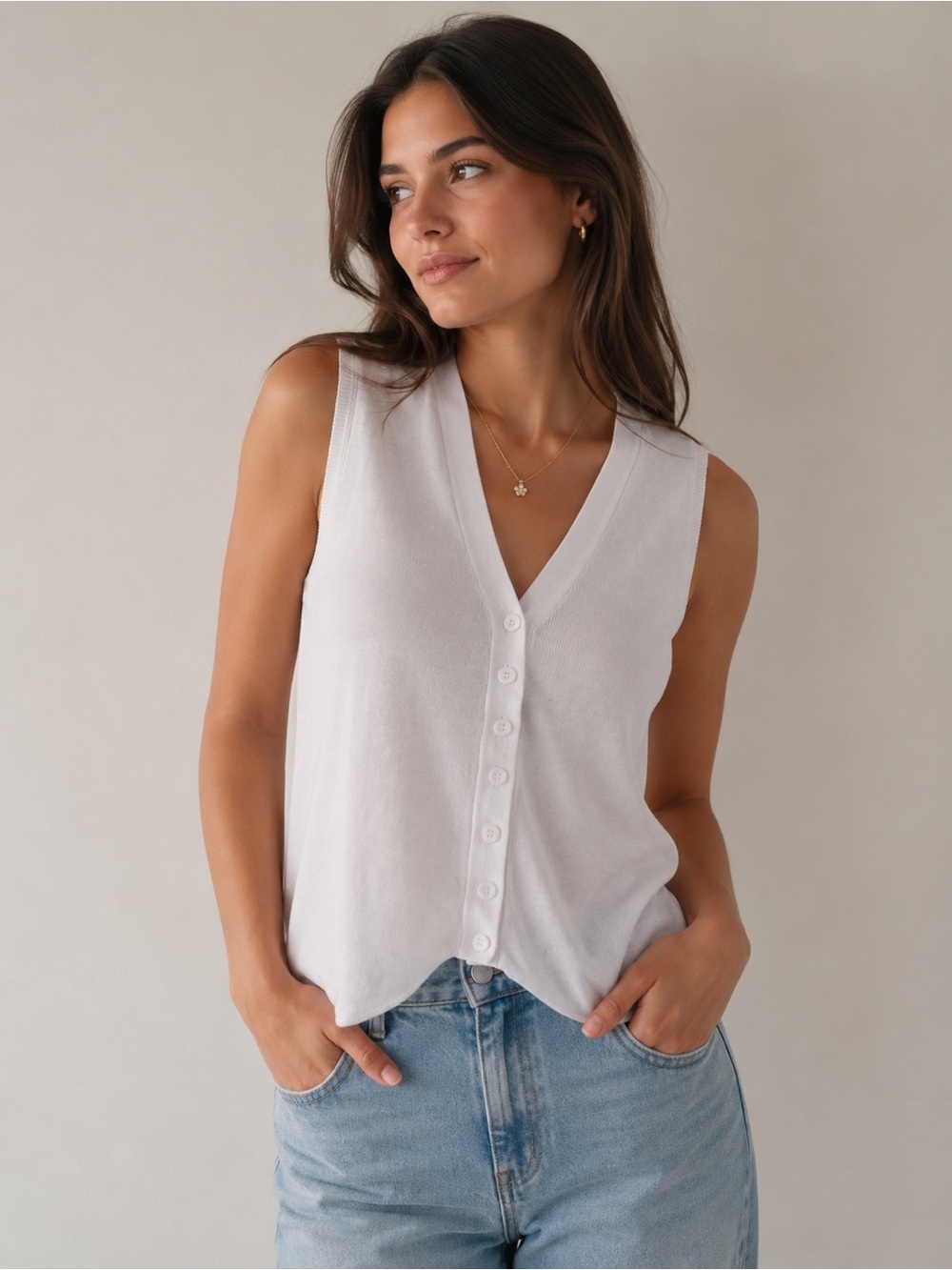Zara White Button‑Front Vest – Size Medium